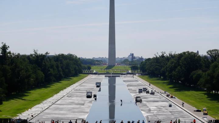 After D.C.’s Reflecting Pool gets repainted, visitors ask: What changed?