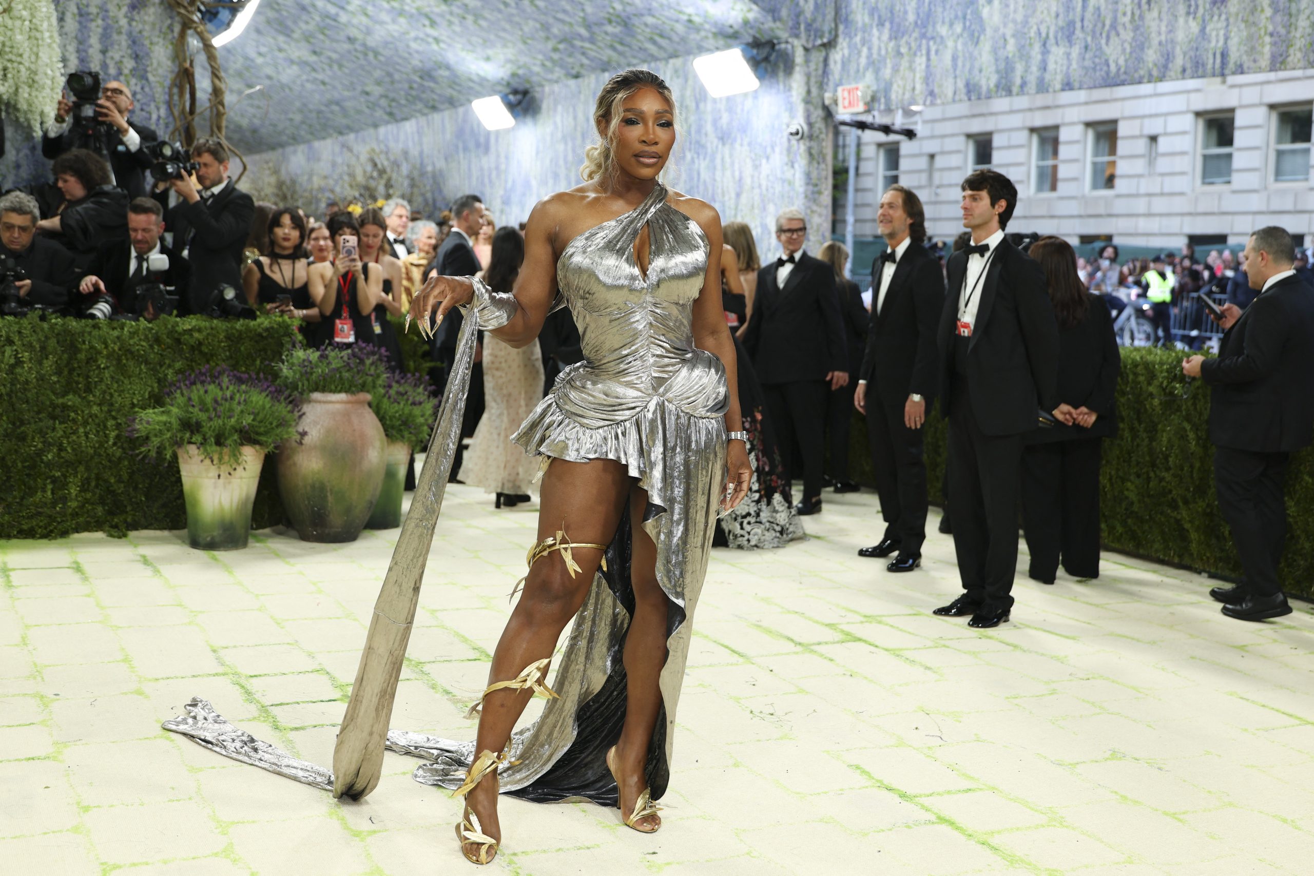US-ENTERTAINMENT-FASHION-CELEBRITY-MUSEUM-METGALA