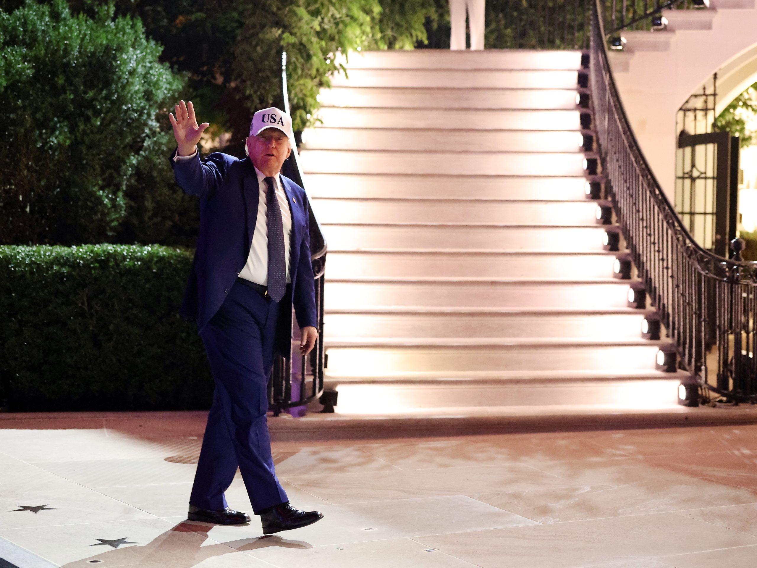 Trump announces deal to end war in Iran. And, how to stay safe in deadly heat