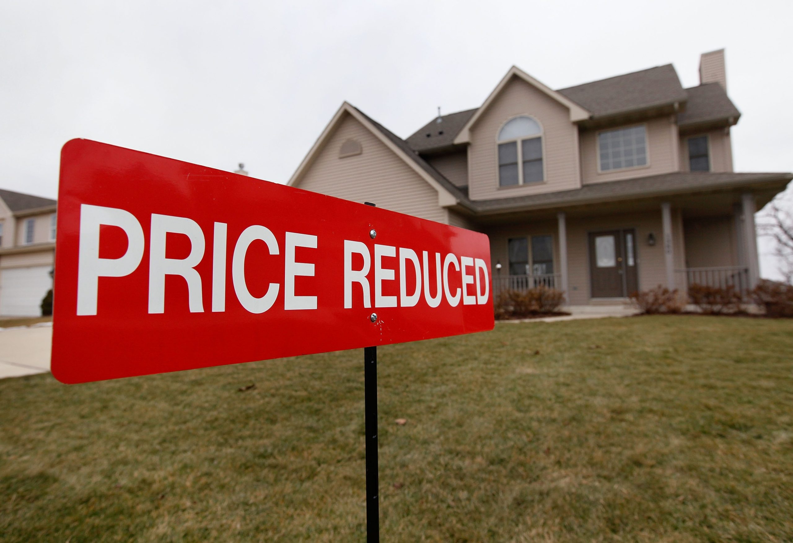 When falling housing prices are good news — and when they’re not