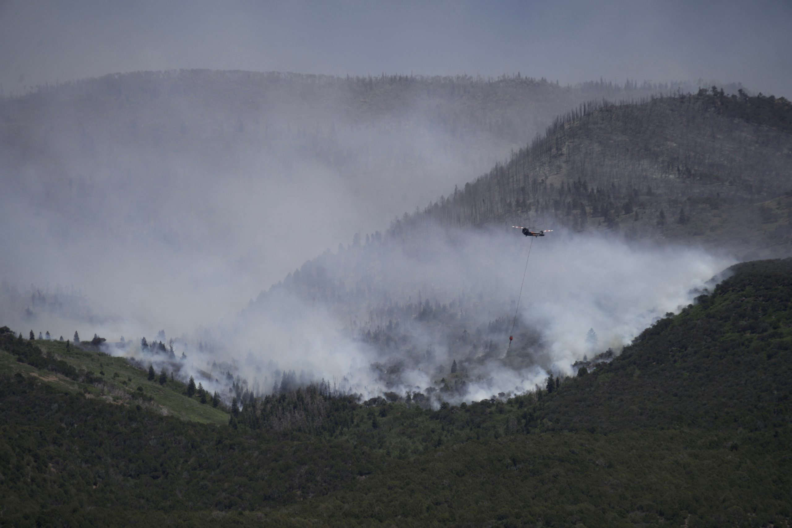 3 firefighters killed on Colorado-Utah border as wildfires intensify