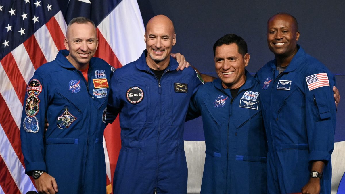 NASA names 4 astronauts on the ‘highly complex’ Artemis III lunar training mission