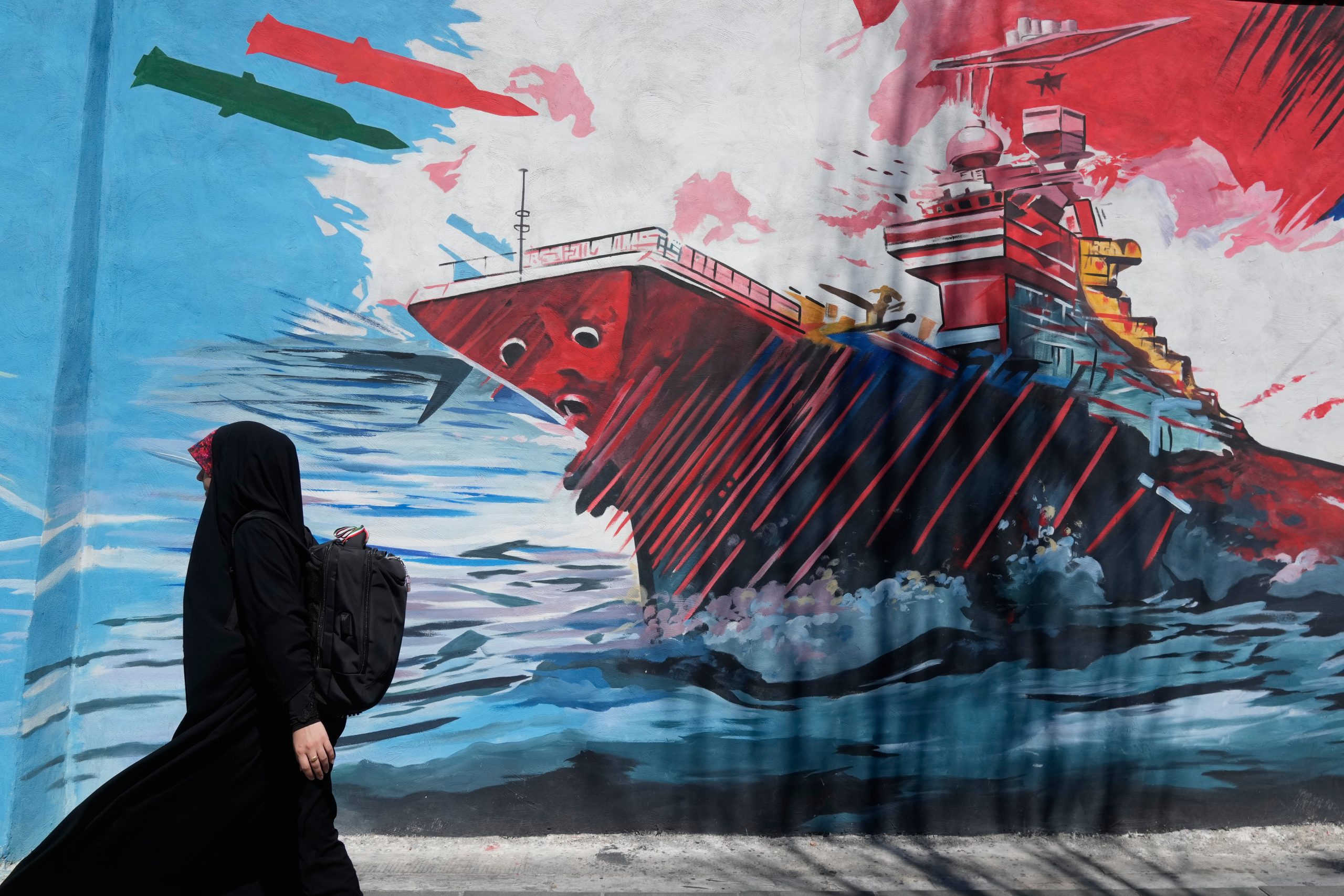 U.S. military says it’s striking ‘multiple targets’ in Iran in 2nd day of renewed fire