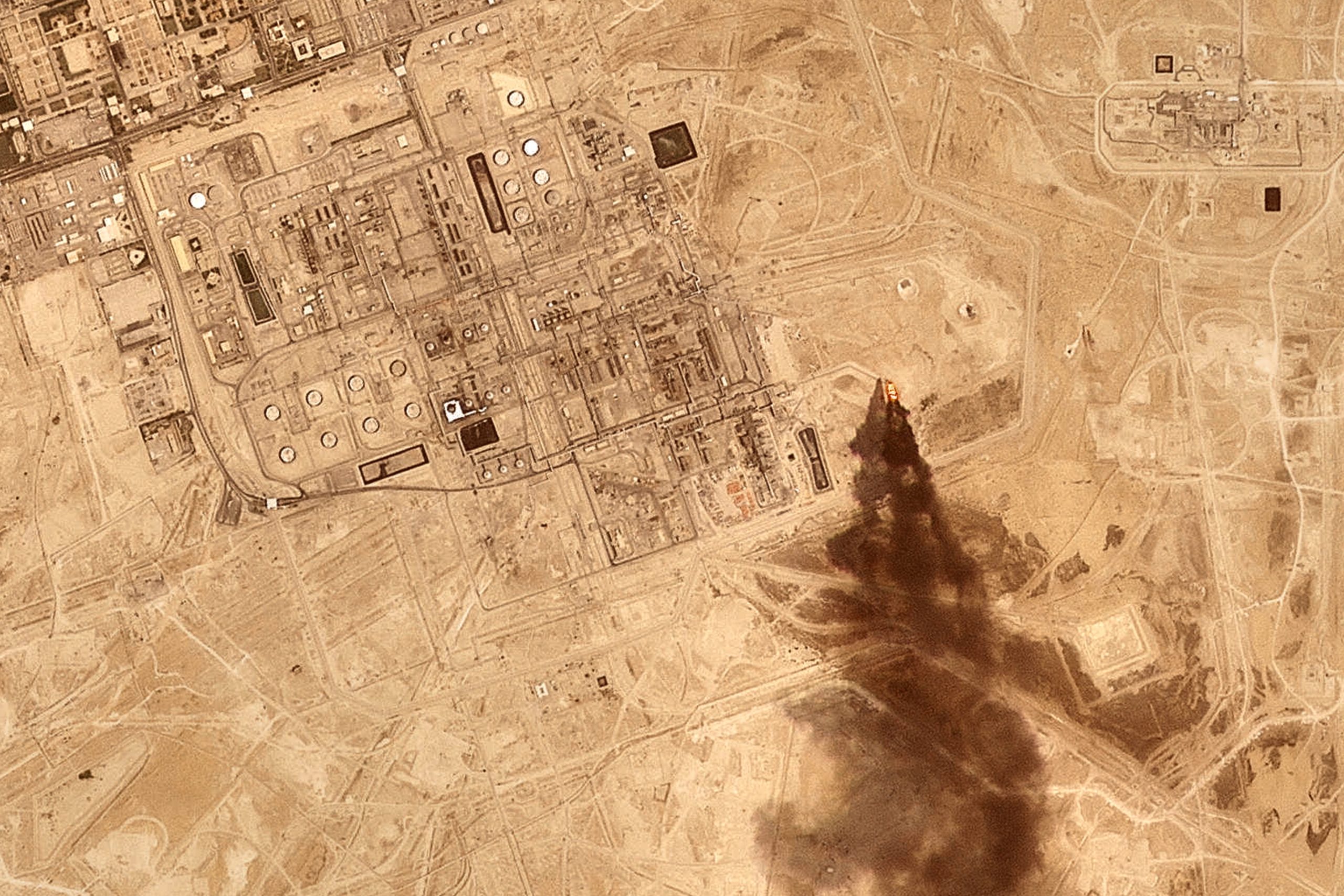 Iran resumes missile attacks as U.S. and Saudis strike Tehran-backed militias in Iraq