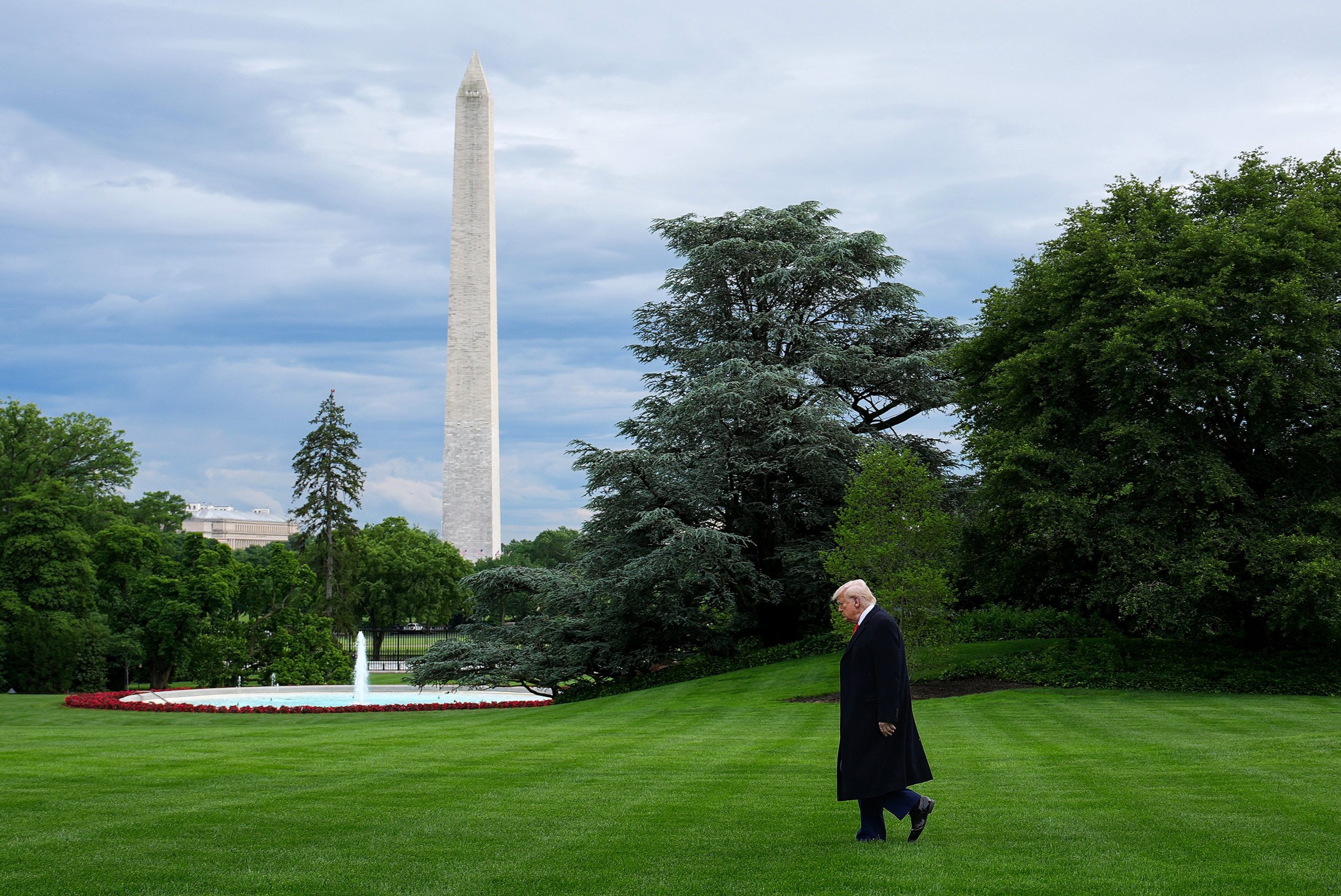 Former ethics lawyer says Trump’s crypto poses ‘clear conflict of interest’