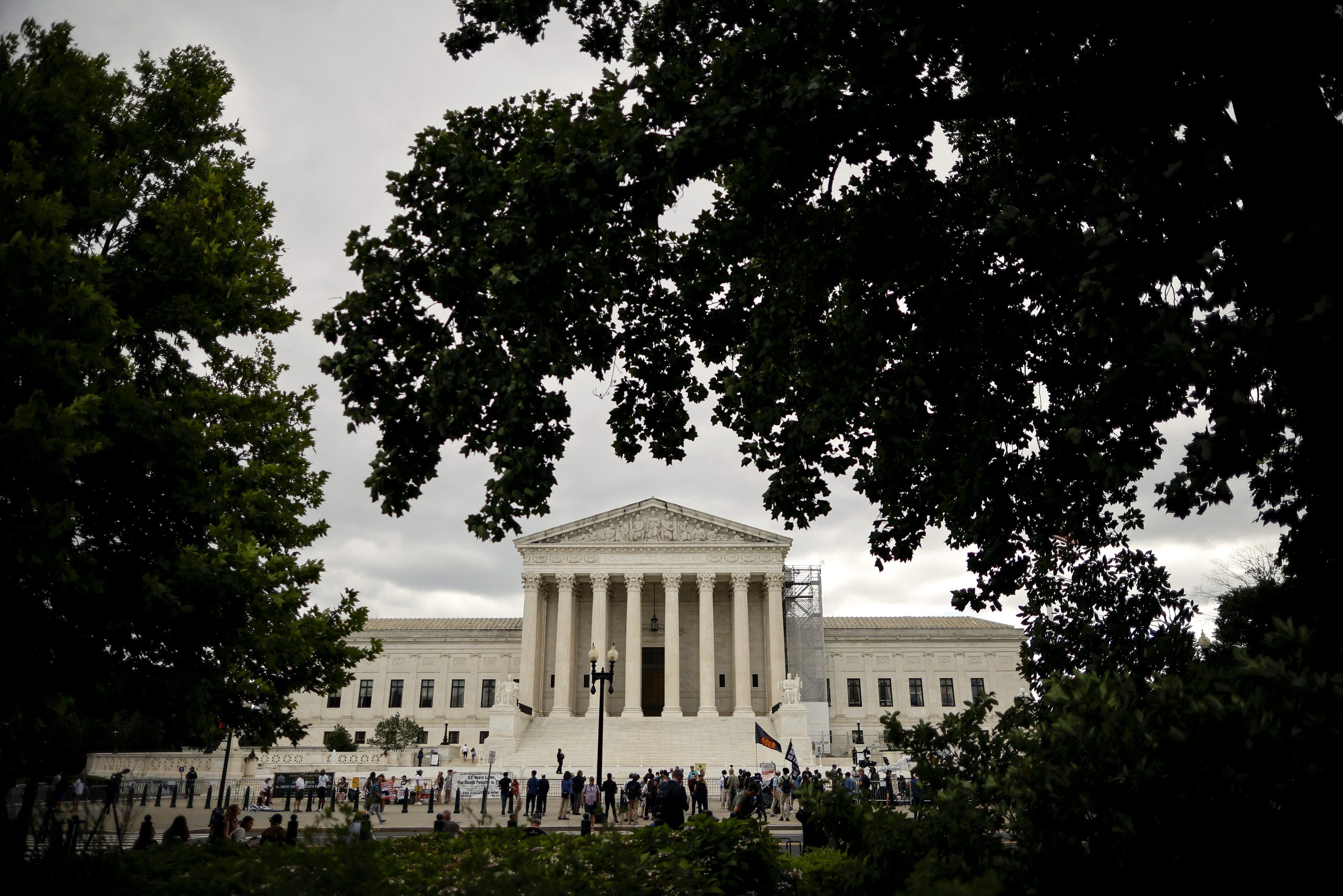 Supreme Court strikes down limits on political party spending