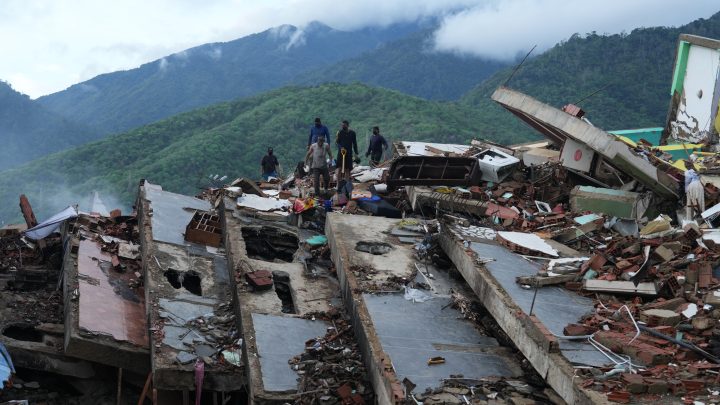 Untold casualties and humanitarian needs: What to know a week from Venezuela’s quakes