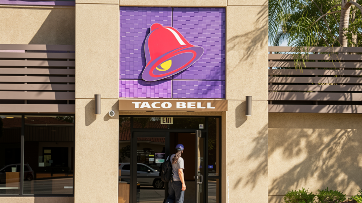 Iceberg lettuce at Taco Bell linked to cyclospora outbreak in 5 states