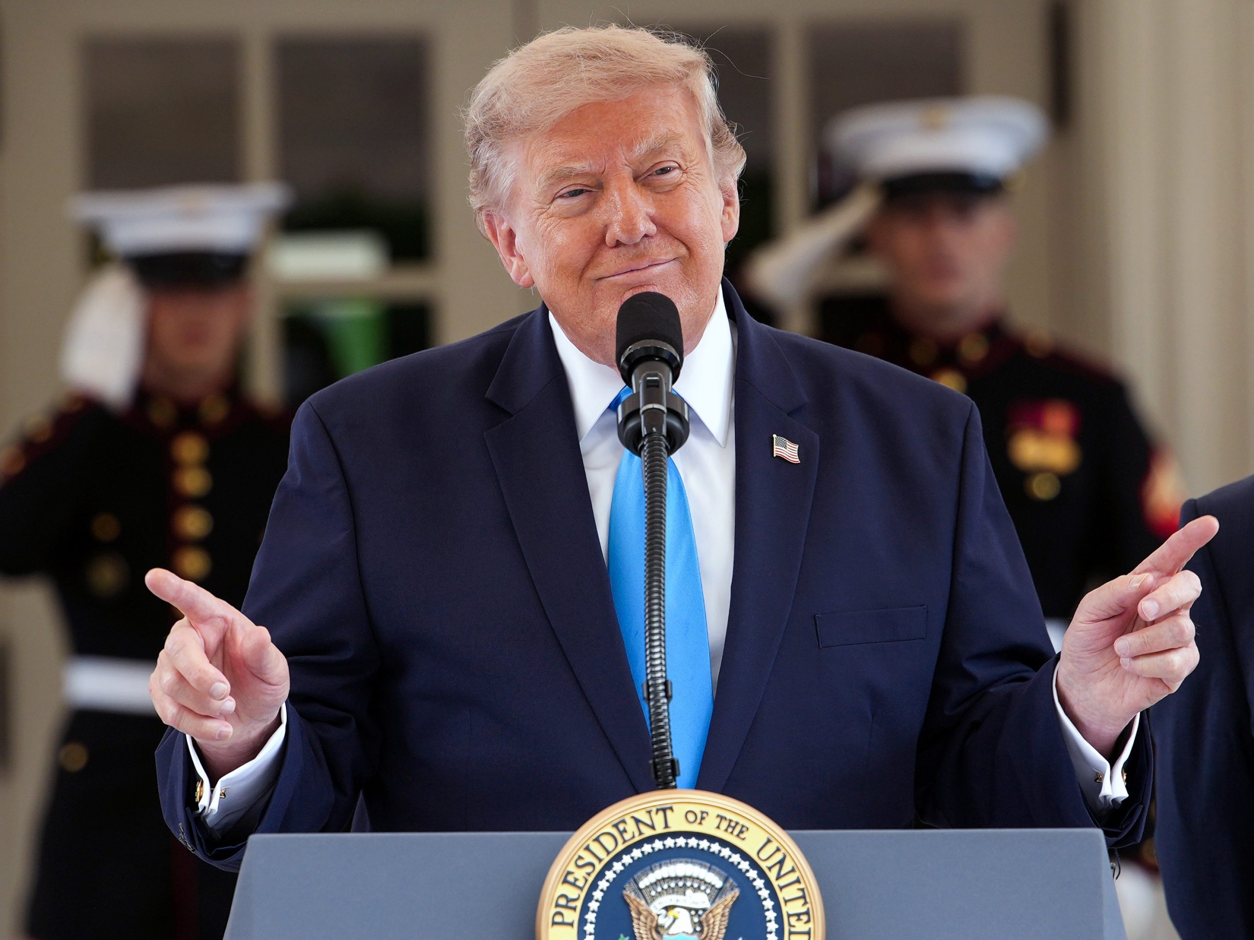 Trump announced a deal for Hamas to disarm. And, the U.S. economy slowed a bit