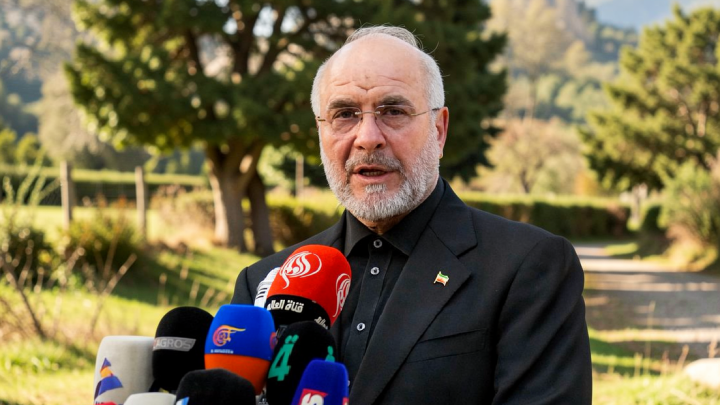 Top Iran official says US focus on economic warfare shows it has failed militarily