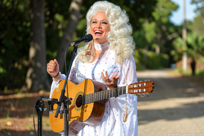 How Dolly Parton wrote the story of a changing America
